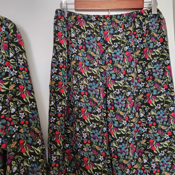 Vintage wild flowers Silky pajama set - Picture 7 of 10